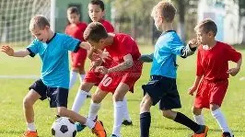 罗马诺爆料：切尔西青睐罗塞尼尔加盟，BlueCo急寻新帅接替白学堡教鞭