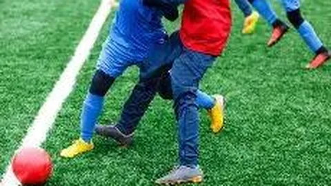 西蒙斯20分高效，开拓者半场领先爵士3分